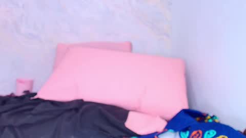 s_sofia_ online show from 02.26.25