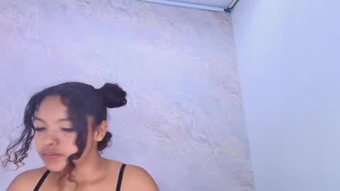 s_sofia_ online show from 03.08.25