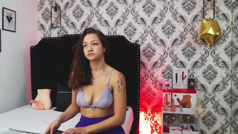 Saara Brown online show from 01.16.25