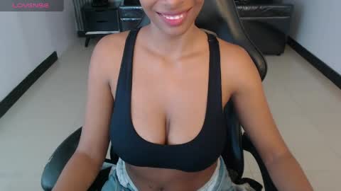 saara_ch1 online show from 04.18.26