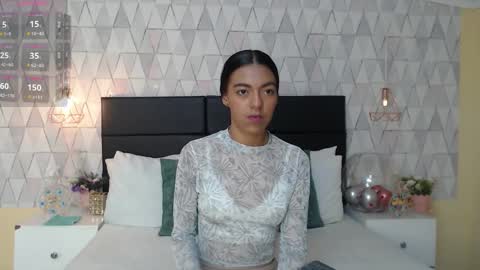 S a a r  a online show from 09.23.25