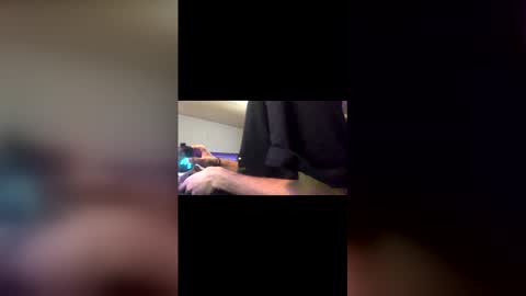 Snapshot of saasbutt chatting on 12.02.25 saasbutt online show from 12.02.25