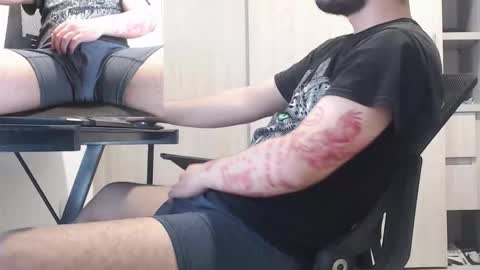 Snapshot of saat_hiel chatting on 11.13.25 Saat online show from 11.13.25