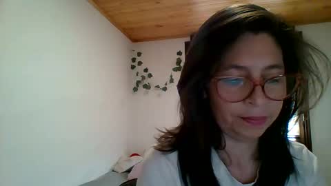 Snapshot of sabinadeluxe_cg chatting on 10.07.25 sabinadeluxe_cg online show from 10.07.25