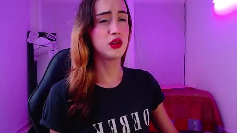 Snapshot of sabriina_fox999 chatting on 10.14.25 sabrina fox online show from 10.14.25