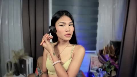 Nadine online show from 11.11.25