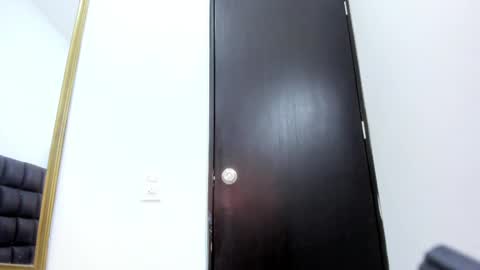 Snapshot of sabrina_med chatting on 10.07.25 sabrina online show from 10.07.25