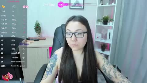 Snapshot of sabrina_sven chatting on 12.18.24 GMT7TueWedThuFriSatSun 0100am-0700am online show from 12.18.24