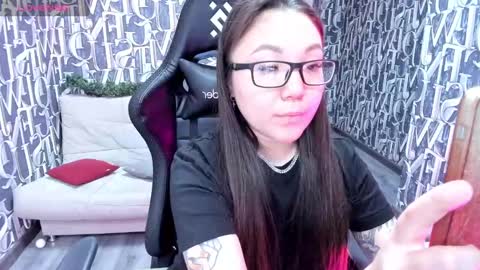 Snapshot of sabrina_sven chatting on 12.24.24 GMT7TueWedThuFriSatSun 0100am-0700am online show from 12.24.24