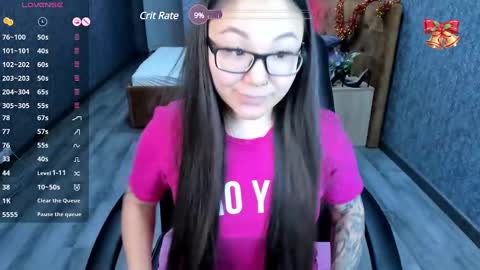 Snapshot of sabrina_sven chatting on 12.28.24 GMT7TueWedThuFriSatSun 0100am-0700am online show from 12.28.24