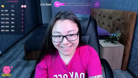 Snapshot of sabrina_sven chatting on 02.19.25 GMT7TueWedThuFriSatSun 0100am-0700am online show from 02.19.25