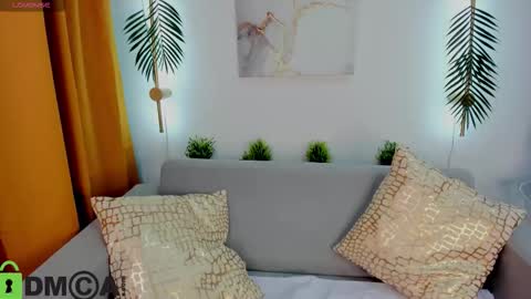 Snapshot of sabrina_sven chatting on 10.08.25 GMT7TueWedThuFriSatSun 0100am-0700am online show from 10.08.25