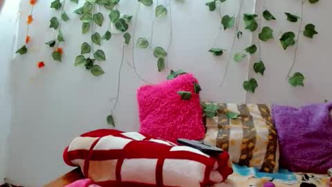 Snapshot of sabrinaexpositoxx chatting on 11.07.25 SABRI online show from 11.07.25