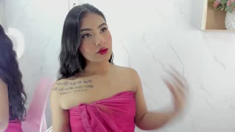 mariana  online show from 09.26.25