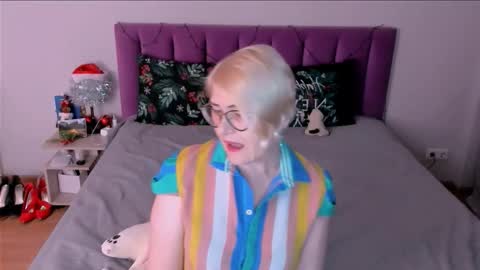 Sabrina MacMarren online show from 01.14.26