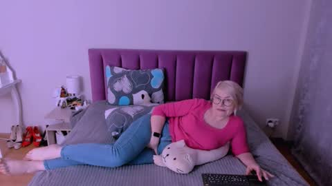 Sabrina MacMarren online show from 01.31.26