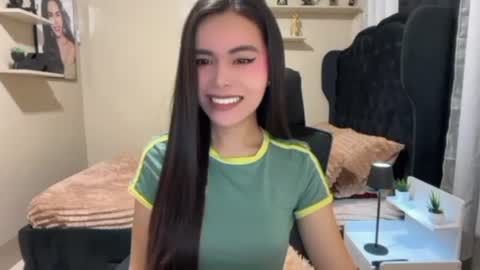 Snapshot of sabrinamadonna54 chatting on 06.26.26 sabrinamadonna54 online show from 06.26.26