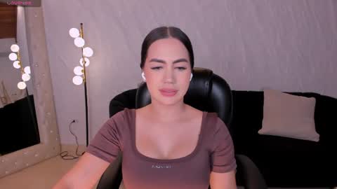 Snapshot of sabrinamontclair chatting on 07.06.26 Sabrina M online show from 07.06.26