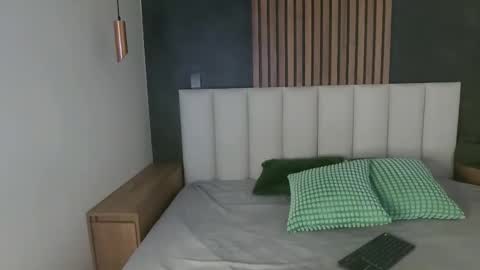 S A B R I N A  online show from 01.12.26