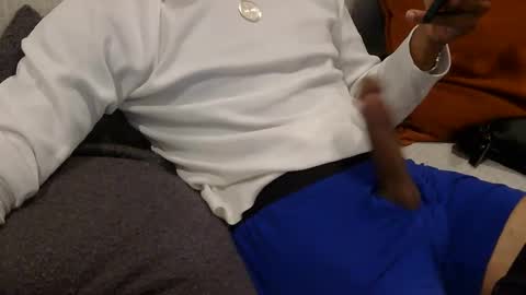 Dee online show from 10.31.25