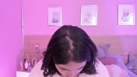 Snapshot of sachi_meow chatting on 03.09.25 Ig online show from 03.09.25