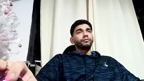 Snapshot of sack_rojas chatting on 12.16.24 Sack online show from 12.16.24