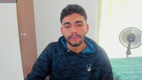 Snapshot of sack_rojas chatting on 09.19.25 Sack online show from 09.19.25