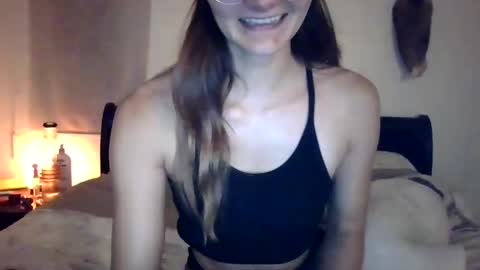 sadlonelygirl420 online show from 09.29.25