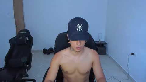 saenz_hotx online show from 12.16.25