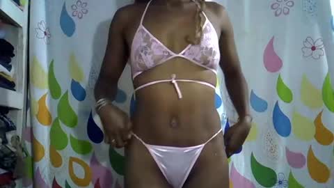 Snapshot of safira19 chatting on 10.02.25 safira19 online show from 10.02.25