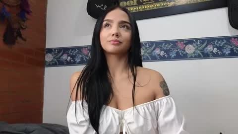 Sahara y Thiago online show from 02.17.26