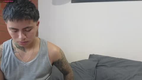 Sahara y Thiago online show from 05.22.26