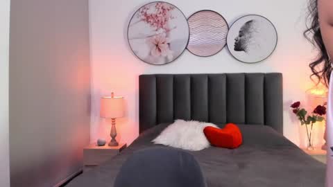 Snapshot of saharagarcia chatting on 01.24.25 Sahara Garcia online show from 01.24.25