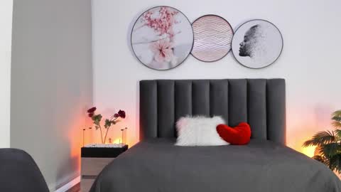 Snapshot of saharagarcia chatting on 03.07.25 Sahara Garcia online show from 03.07.25