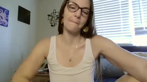 Snapshot of sahmilf chatting on 01.15.25 Lelo online show from 01.15.25
