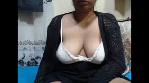 Snapshot of sahobelle chatting on 10.13.25 sahobelle online show from 10.13.25