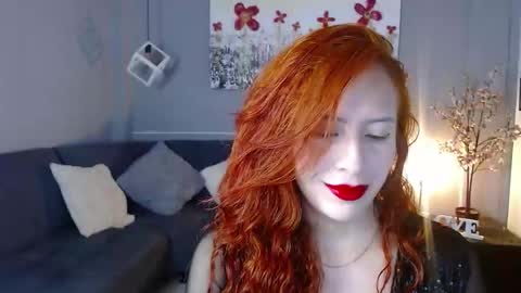 Snapshot of sahra_tayl0r_ chatting on 01.23.25 SARA online show from 01.23.25