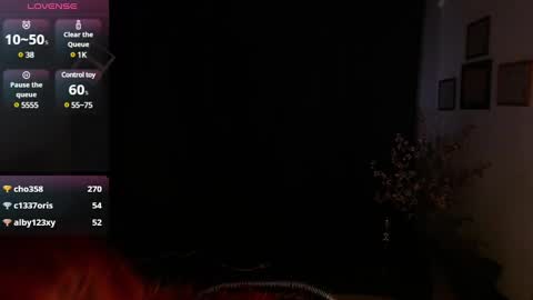 Snapshot of sahra_tayl0r_ chatting on 02.05.25 SARA online show from 02.05.25