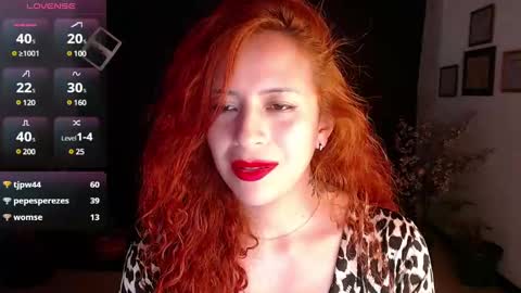 Snapshot of sahra_tayl0r_ chatting on 02.07.25 SARA online show from 02.07.25