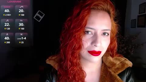 Snapshot of sahra_tayl0r_ chatting on 02.10.25 SARA online show from 02.10.25