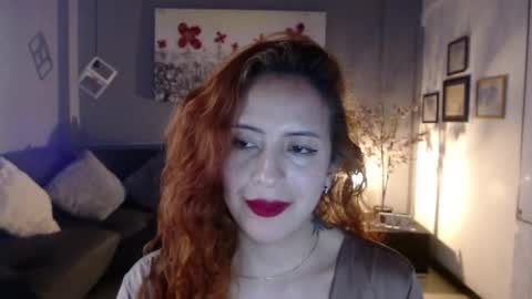 Snapshot of sahra_tayl0r_ chatting on 03.09.25 SARA online show from 03.09.25