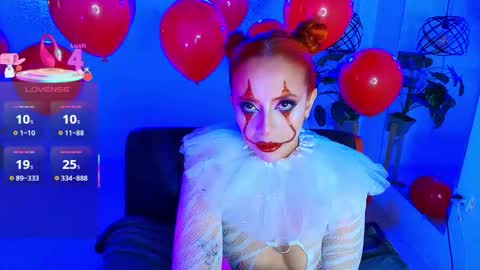 Snapshot of sahra_tayl0r_ chatting on 10.02.25 SARA online show from 10.02.25