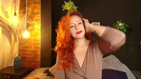 Snapshot of sahra_tayl0r_ chatting on 11.03.25 SARA online show from 11.03.25