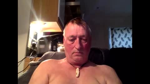 sail_naked online show from 01.18.25