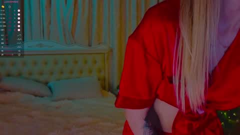 Snapshot of saillise chatting on 12.20.24 Sofia online show from 12.20.24