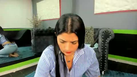 Sailon online show from 11.15.25