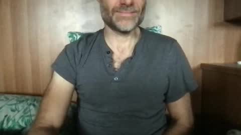 saint009 online show from 10.16.25