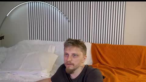 saint__vicious online show from 10.10.25