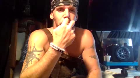 Snapshot of saintchriss chatting on 10.31.25 saintchriss online show from 10.31.25