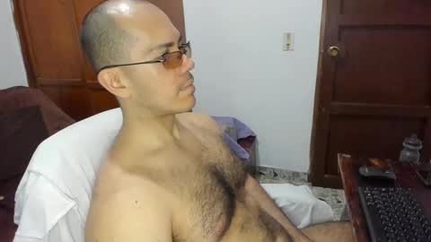 Snapshot of saintedy01 chatting on 03.10.25 saintedy01 online show from 03.10.25